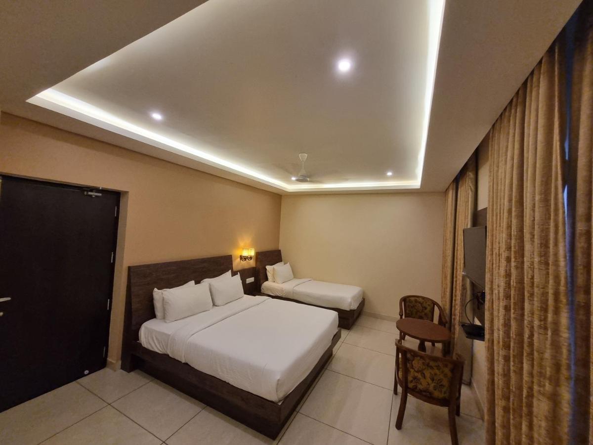 Plutus Residency Hotel Auroville Exterior photo