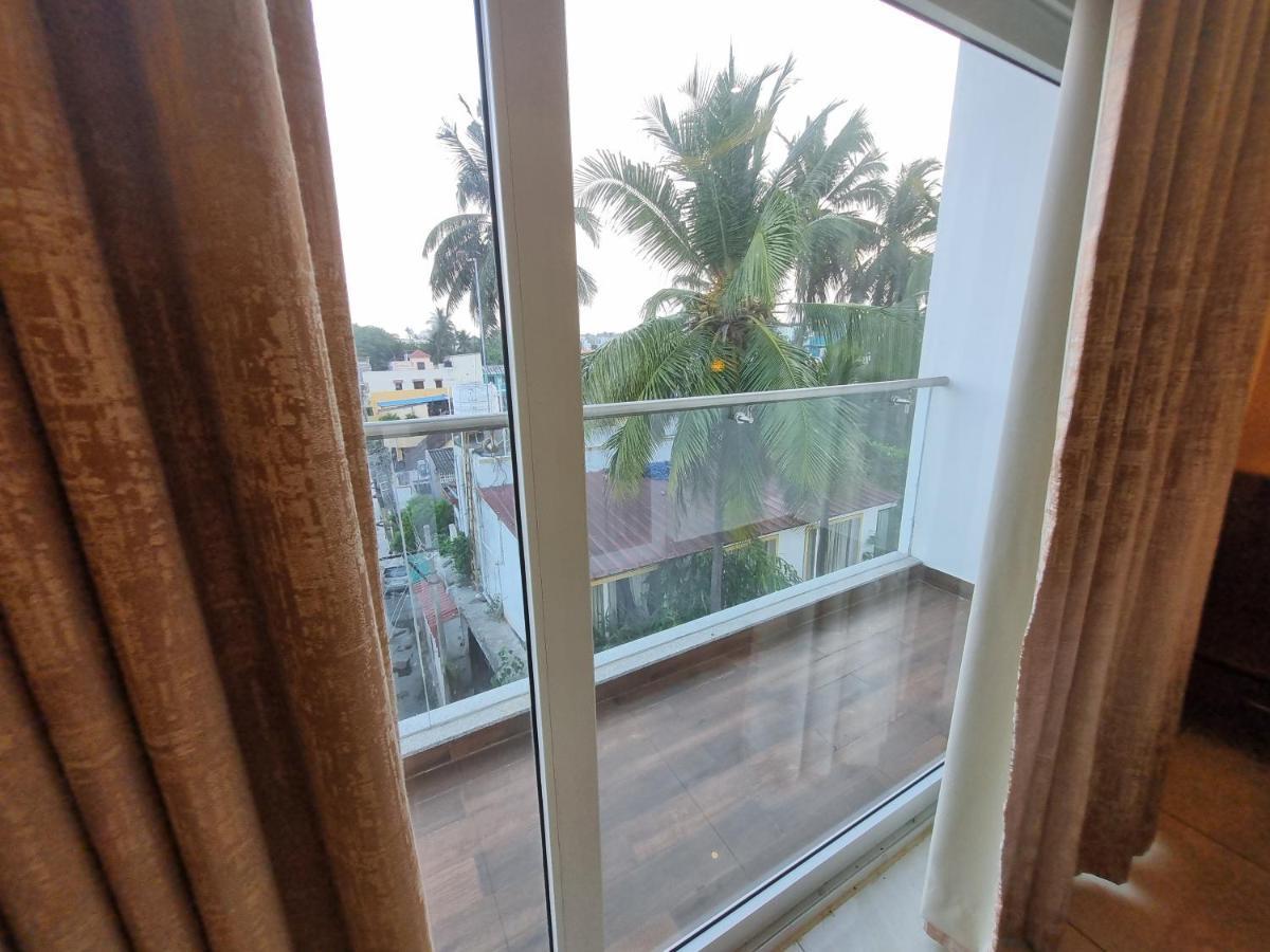 Plutus Residency Hotel Auroville Exterior photo