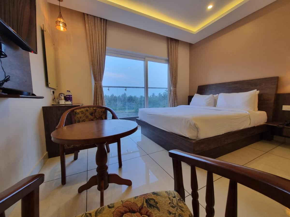 Plutus Residency Hotel Auroville Exterior photo